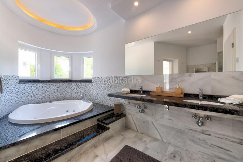 Foto fb8e2549-63d1-4ac4-89fb-bb0256f2e375. House with pool in Casco Antiguo Marbella