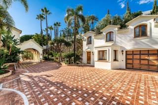 Maison à Paraiso - Barronal. Villa en venta en el paraiso, estepona
