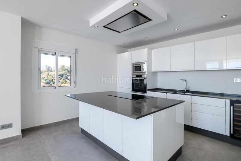 Foto 71bccdf7-3bff-45d0-9c7e-50ea9ffbeb8c. Piccolo appartamento con parcheggio piscina in Centro Estepona