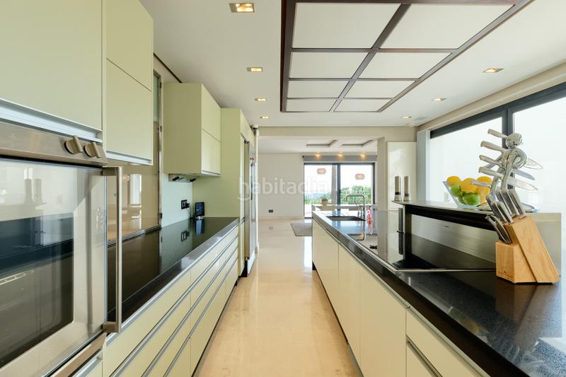 Foto 5fd11f12-287b-4619-b542-76dca63304d8. Casa villa en istan en Istán