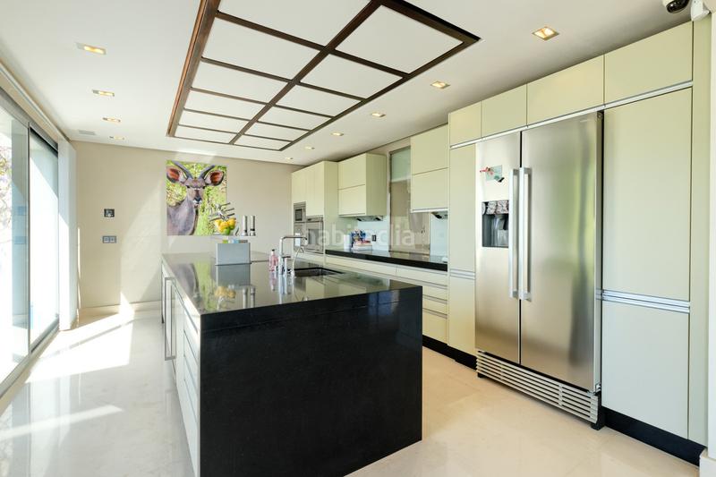 Foto ca1754b2-172e-4867-852c-1e5619bcd9df. Casa villa en istan en Istán