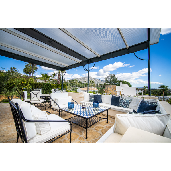 Foto 665bc4b7-8c04-4a8c-9951-5f5d0d0339a3. Haus mit parking pool in Casco Antiguo Marbella