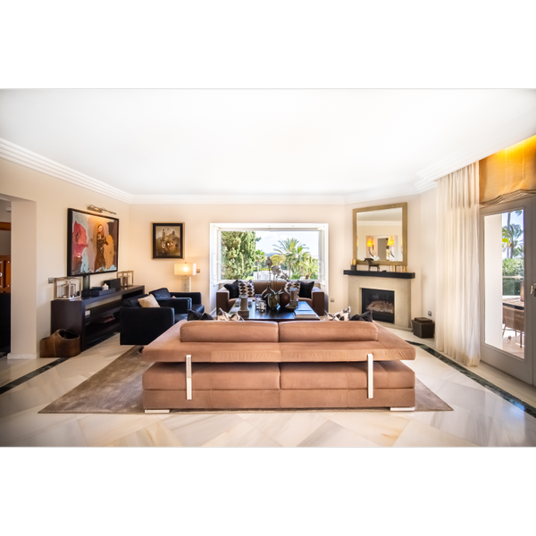 Foto cf968ab1-c3f0-447c-99e0-24fac265e01f. Haus mit parking pool in Casco Antiguo Marbella