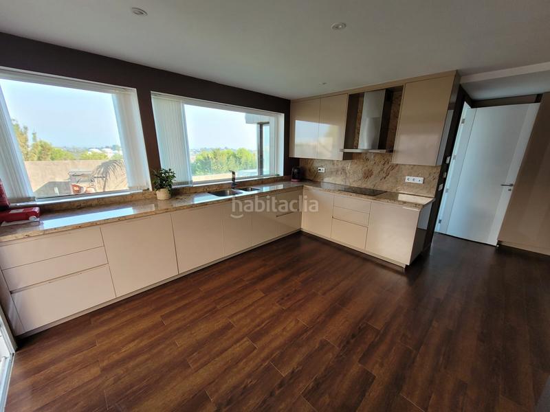 Foto cc40b5d4-090b-4c8c-933d-e75bdbb5f3fe. Casa villa en venta en benahavis en Benahavís pueblo Benahavís