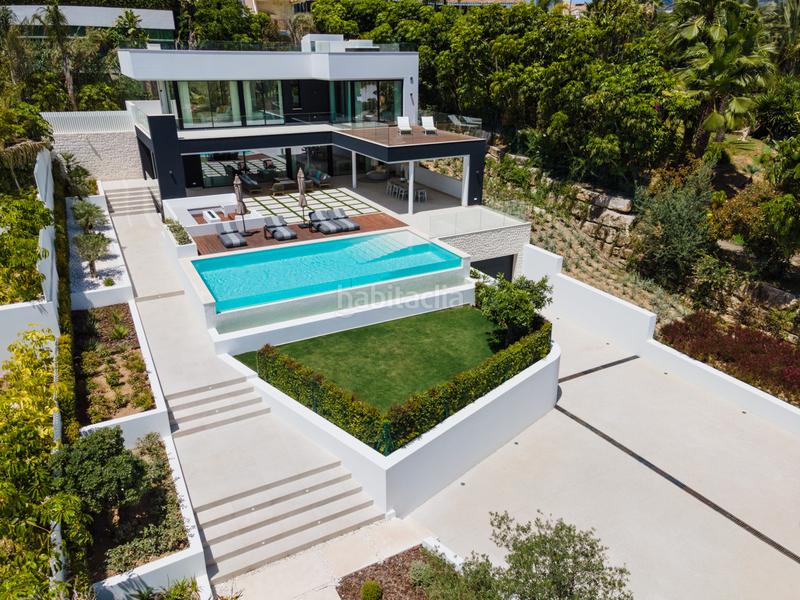 Foto 6d24dfe0-2d40-4917-9054-fff6a2340662. Casa villa en venta en las brisas, en Casco Antiguo Marbella