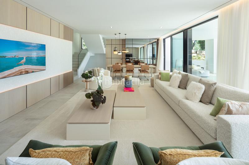 Foto 9b6667d8-7472-465c-a3ff-bb267df80921. Casa villa en venta en las brisas, en Casco Antiguo Marbella