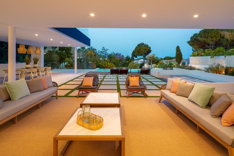 Foto a263102f-fa44-4d74-951b-dd45fcb23692. Casa villa en venta en las brisas, en Casco Antiguo Marbella