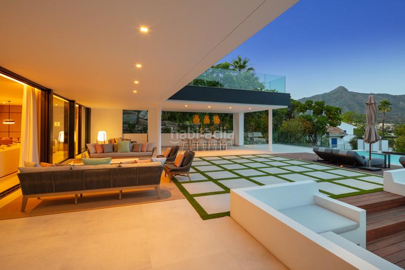 Foto c76ce83e-8964-4ede-b8a4-e40d3afe00e1. Casa villa en venta en las brisas, en Casco Antiguo Marbella