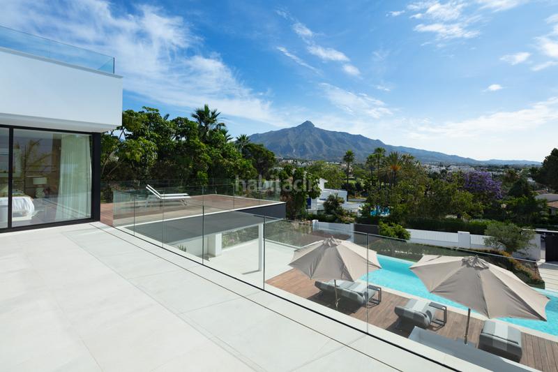 Foto ec5c45d5-ab7c-4e08-ad52-e0bac09c5d2b. Casa villa en venta en las brisas, en Casco Antiguo Marbella