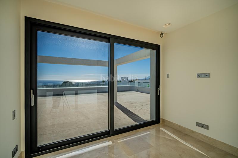 Foto 13704c4c-828c-48ab-9284-972ec53af8f0. Apartamento atico duplex en venta en Sierra Blanca, en Marbella