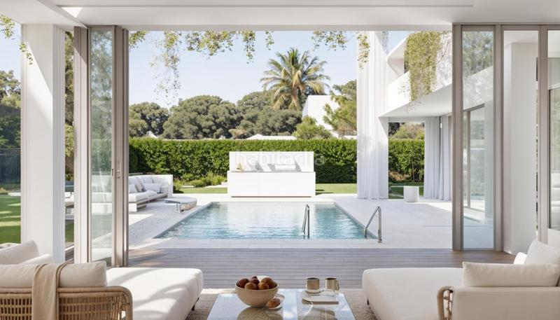 Foto db827fae-d264-413f-94a3-39b0fef13079. House with parking pool in puerto de Sotogrande-la marina Sotogrande