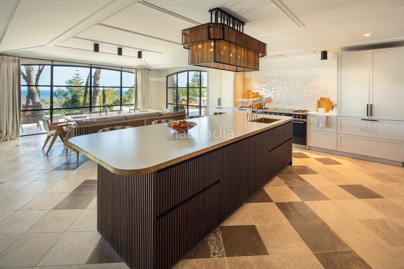 Foto 982125a7-88af-4d22-8fe1-c39ba203529d. Casa amb aparcament piscina a Puente Romano Marbella