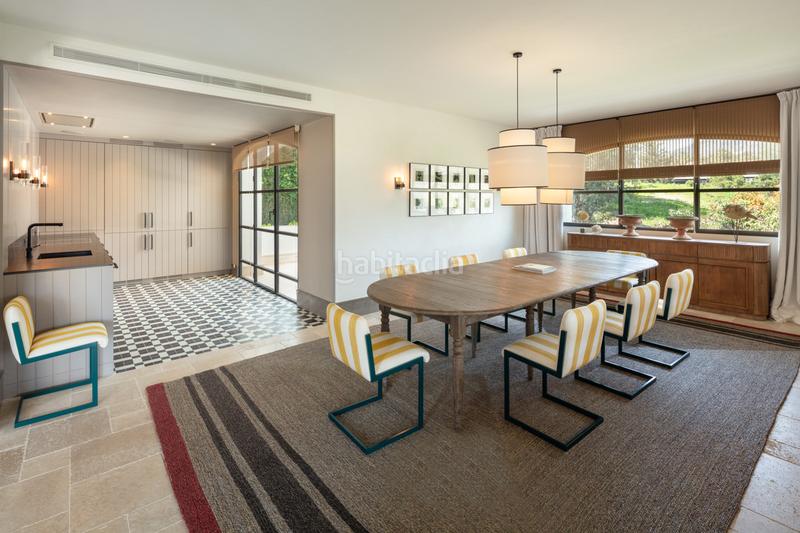 Foto f71a4e50-9d37-41ce-87fc-1ee8340578db. Casa amb aparcament piscina a Puente Romano Marbella