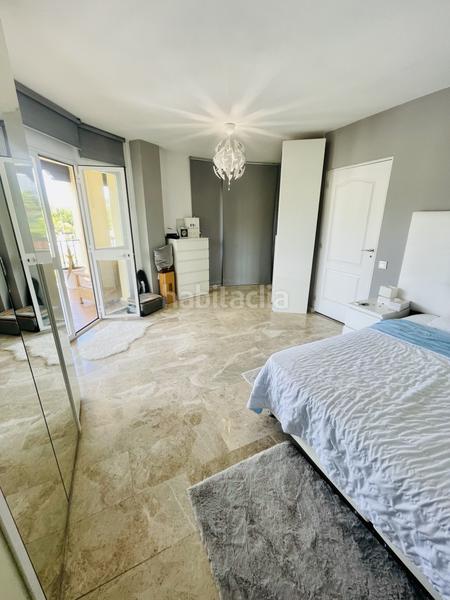 Foto 7d8fc6e6-73cd-45b4-b1ef-7ff4b45a130a. Apartamento  a un paso de puerto banus en Marbella