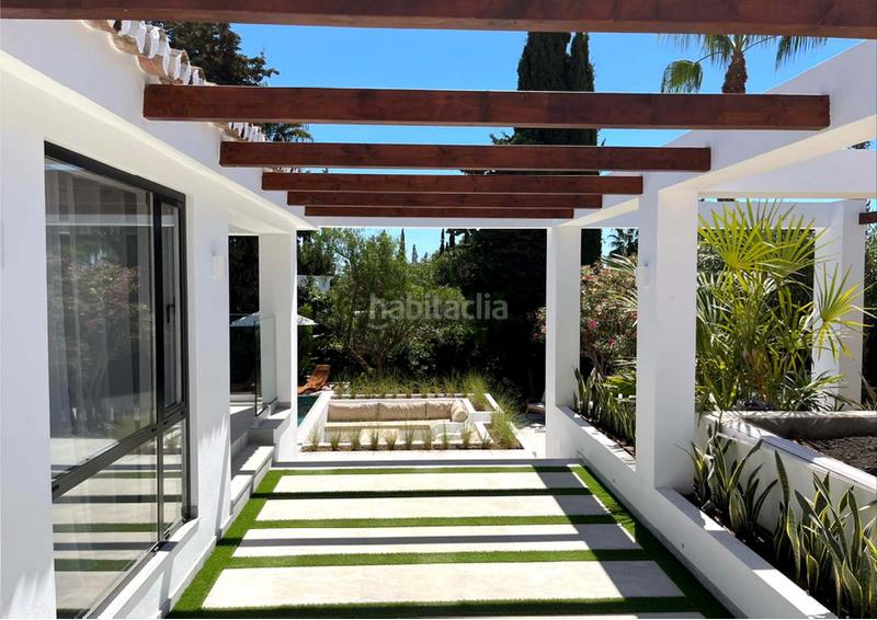 Foto 318ed16c-9010-4f9a-abe2-5938d7c605cf. Casa villa en venta este, en Elviria Marbella
