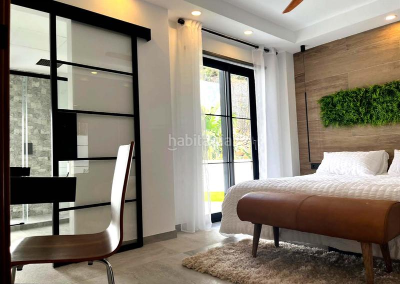 Foto 53b5aa54-d417-4c16-84ca-ade09d623703. Casa villa en venta este, en Elviria Marbella
