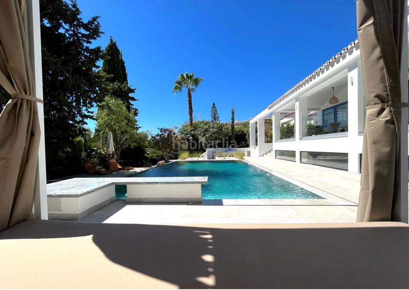 Foto 588a8ea6-8860-4c40-9132-b0d3b6419279. Casa villa en venta este, en Elviria Marbella