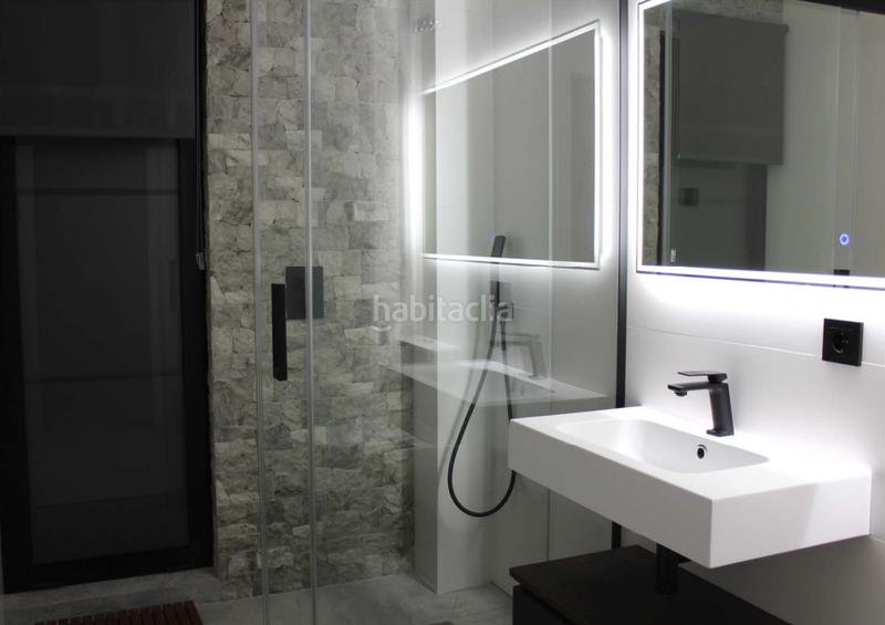 Foto 706abca8-1072-43af-a986-f475692c44c1. Casa villa en venta este, en Elviria Marbella