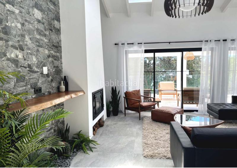 Foto bbe8c3be-d002-496b-8fb9-1418515f6a4d. Casa villa en venta este, en Elviria Marbella