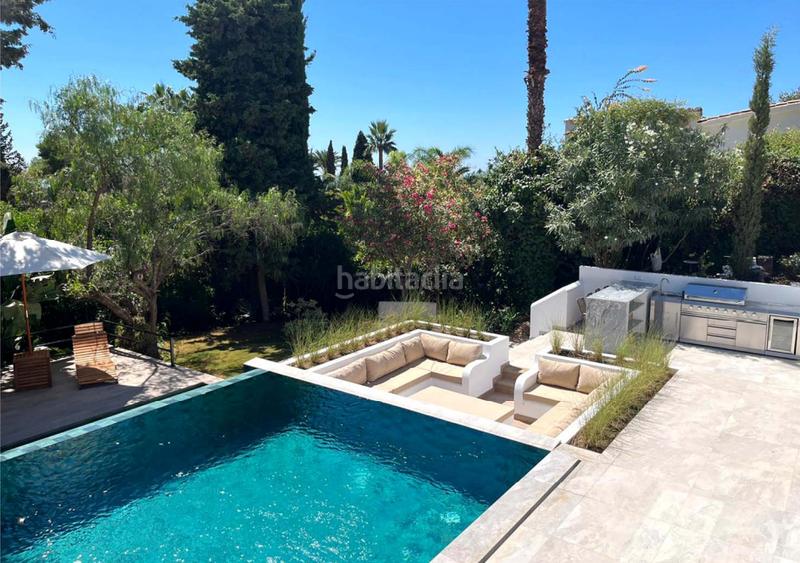Foto d5fc1c07-625e-4866-a26c-053ac18a6092. Casa villa en venta este, en Elviria Marbella