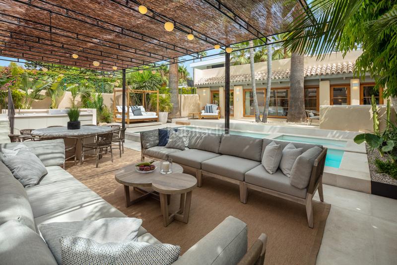 Foto ecc93fa1-4bf3-4b1a-b930-95e21f824236. Casa villa en venta golden mile, en Puente Romano Marbella