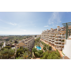 Apartamento en Casco Antiguo. Atico duplex en venta en señorio de aloha, marbella