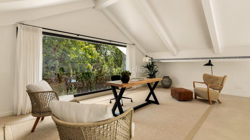 Foto 4e6ff2a6-3d1c-402f-b4bc-8afd57fe8308. Maison avec parking piscine dans Paraiso - Barronal Estepona