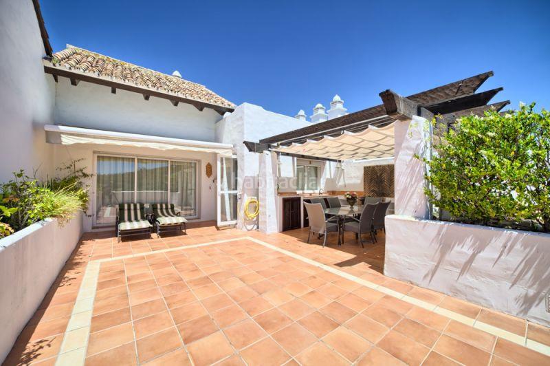 Foto 2eb06946-b9ac-4cee-8d70-4c7f1d746919. Ático atico en venta en Casco Antiguo Marbella