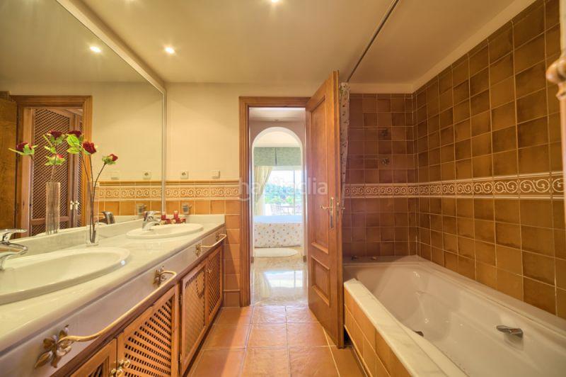 Foto bcd161f3-6444-47d1-9c07-f84c20b8d194. Ático atico en venta en Casco Antiguo Marbella