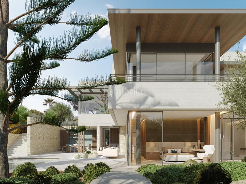 Foto 45909894-fd15-4c0c-83e6-27039a594e32. Casa situado en una calle privada y tranquila en la carolina, esta impresionante obra maestra moderna exuda belleza y serenidad, con vi en Marbella