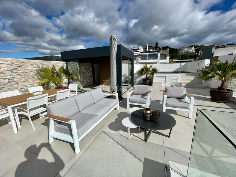 Foto 0c8ce49d-e572-4d99-8722-b4d8b1a35b5c. Ático duplex penthouse with private rooftop swimming pool en Marbella