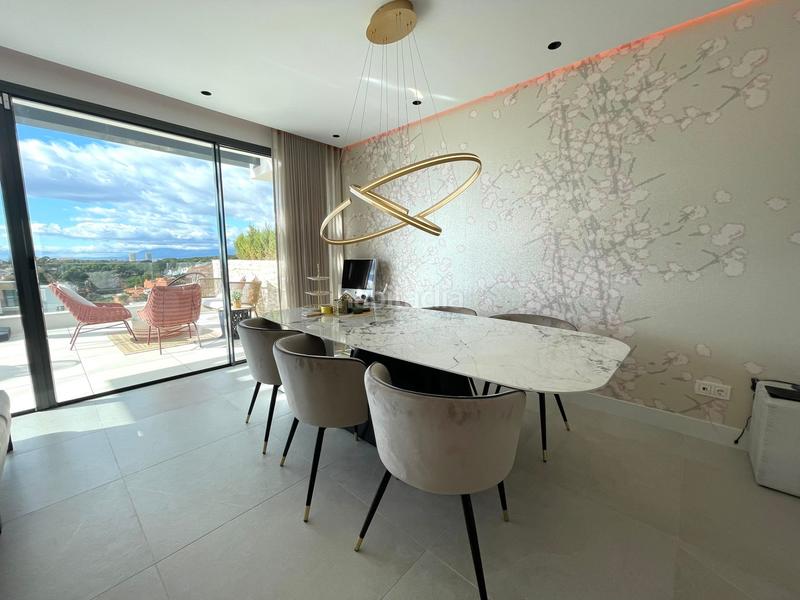 Foto 35c49da2-35b9-4a75-8e2c-6bb6c055e515. Ático duplex penthouse with private rooftop swimming pool en Marbella