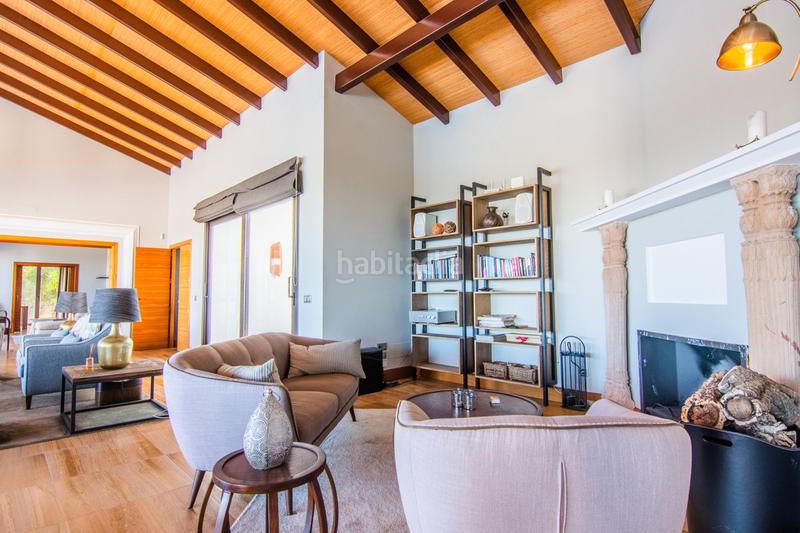 Foto 50603fa8-4ff4-4032-9566-c00e5288eed3. Casa villa detached en la mairena con panoramica en Marbella