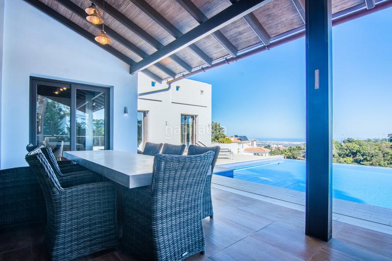 Foto b01fabe9-3ea5-4a62-ac29-4af42f8536f7. Casa villa detached en la mairena con panoramica en Marbella