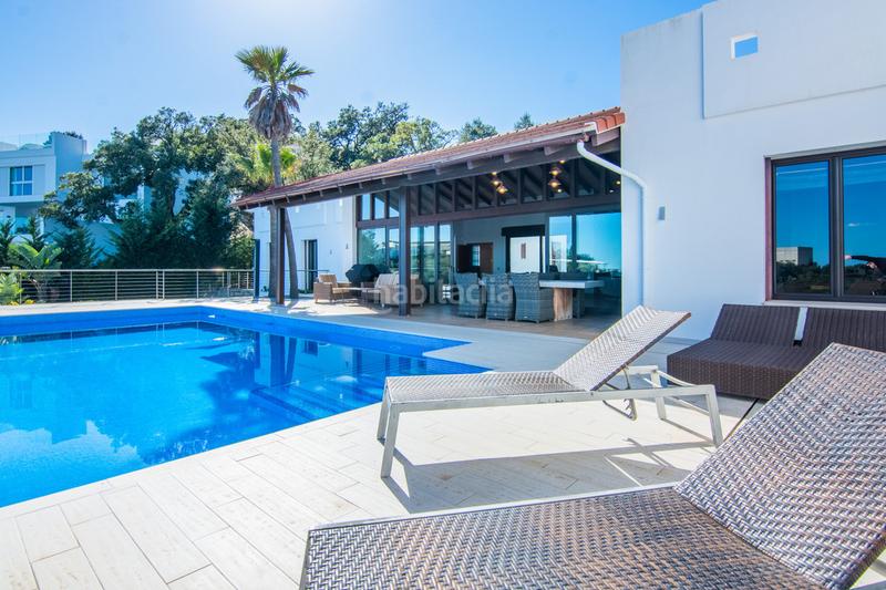 Foto edeee06e-1c0a-4eb1-8c82-bf07aa8df766. Casa villa detached en la mairena con panoramica en Marbella