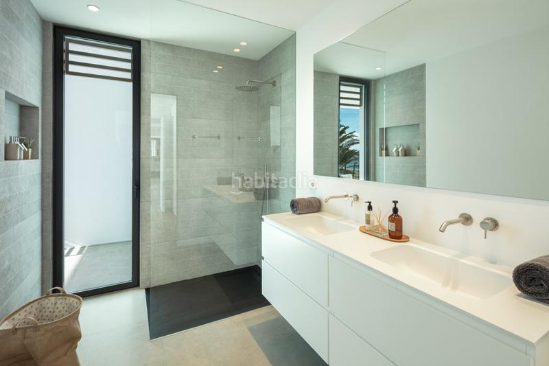 Foto 743c2410-5f24-4340-bb69-d33b13558f3b. Casa amb aparcament piscina a Villacana - Costalita - Saladillo Estepona