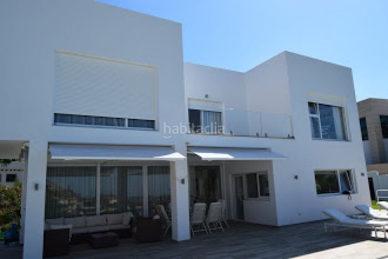 Foto ce878c38-fd29-445b-9401-fa6f16431b39. Casa amb calefacció piscina a Casco Antiguo Marbella