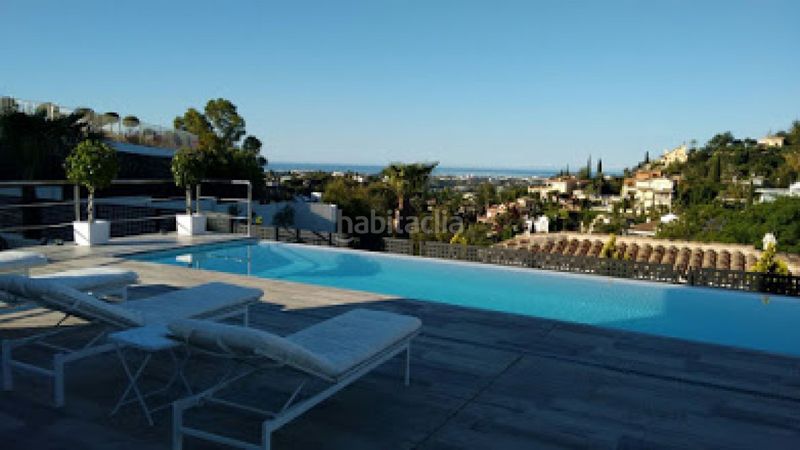 Foto da264a99-446c-4f7b-837b-07c98cb29ba7. Casa amb calefacció piscina a Casco Antiguo Marbella