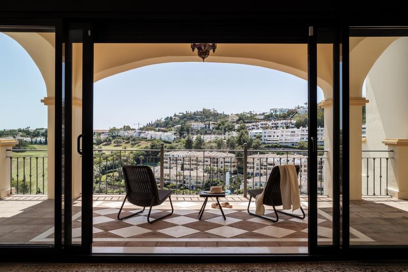 Foto 9d8a8440-d0d8-4d3d-9e63-08a29458c7ed. House with parking pool in Casco Antiguo Marbella