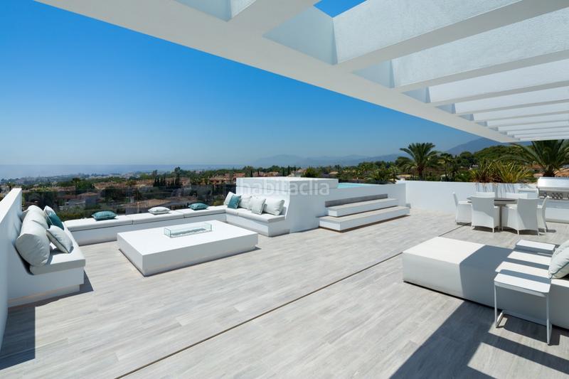 Foto 135eb5b0-4576-4e3f-863e-33bb2b504b1f. Casa impresionante villa de lujo moderna en nagueles, con vistas panorámicas al mar y a la montaña. en Marbella