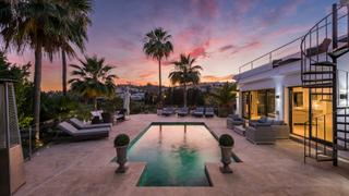 Casa a Casco Antiguo. Villa de lujo con 5 dormitorios, piscina y vistas al campo de go