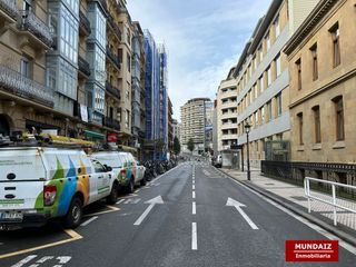 Pis  Larramendi kalea. Venta de piso en el centro