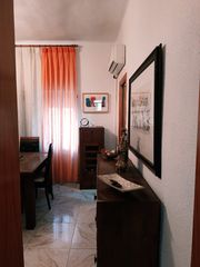 Etagenwohnung in Calle Enrique Granados