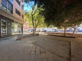 Local Comercial en Ciudad Jardín - Tagarete - El Zapillo