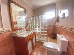 Foto 573ee8f9-46ba-422d-9a89-3d755abd4c74. Maison jumelée avec cheminée chauffage parking dans Roquetas de Mar