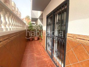 Foto 58781904-76a1-42d0-bc87-5b1cd3687775. Maison jumelée avec cheminée chauffage parking dans Roquetas de Mar