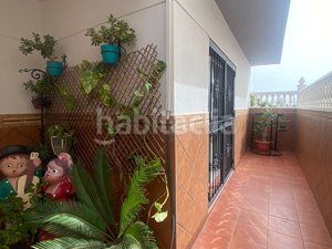 Foto ad23f3b0-8557-4043-855f-29f2ee10b21e. Maison jumelée avec cheminée chauffage parking dans Roquetas de Mar