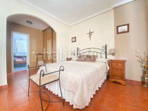 Foto b9de3401-dc39-4d1d-8df7-884e9936221e. Maison jumelée avec cheminée chauffage parking dans Roquetas de Mar