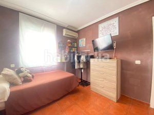 Foto bd3ccf35-2180-4da7-b201-7fd3ecbb4326. Maison jumelée avec cheminée chauffage parking dans Roquetas de Mar