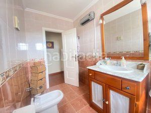 Foto fa44b711-3161-4da7-a148-cdc4912ffa3e. Maison jumelée avec cheminée chauffage parking dans Roquetas de Mar